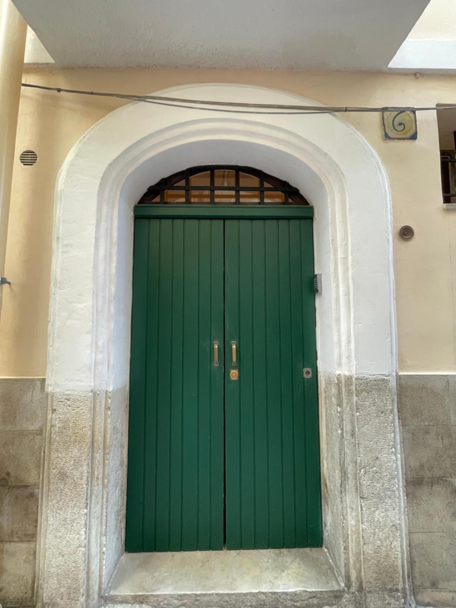 Il Serafino Holiday Suites 巴里 外观 照片